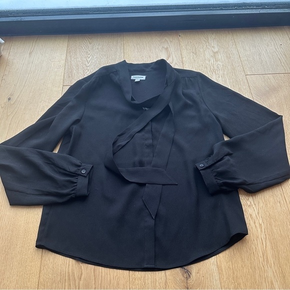 FRANK AND OAK TIE FRONT BLACK  BLOUSE - XS - Picture 3 of 10